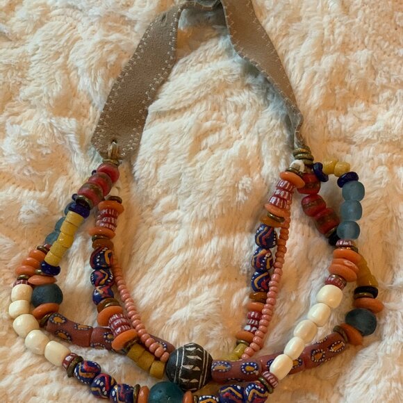 TWINE & TWIG NECKLACE - Picture 2 of 3